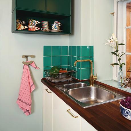 delikatissen scandinavian design productos de diseño hogar jaime hayon gancho perchero Happy Hook gancho perchero de diseño Fritz Hansen dk fritz hansen diseño simpático diseño nórdico diseño escandinavo diseño de colores diseño danés design kitchen hanger design hook design hanger design accesories danish design danish coat hanger coat hanger accesorios de diseño hogar  