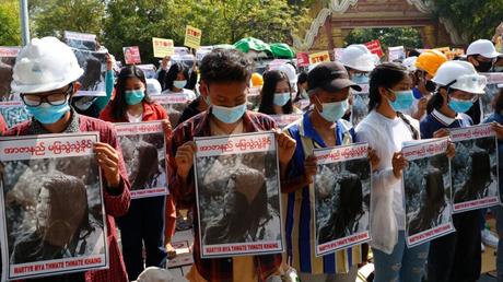 Myanmar: dos personas murieron en protestas contra el golpe militar