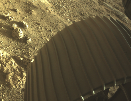 Nuevas imágenes en color de la llegada del rover perseverance a Marte Nuevas imágenes en color de la llegada del rover perseverance a Marte