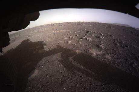 Nuevas imágenes en color de la llegada del rover perseverance a Marte Nuevas imágenes en color de la llegada del rover perseverance a Marte