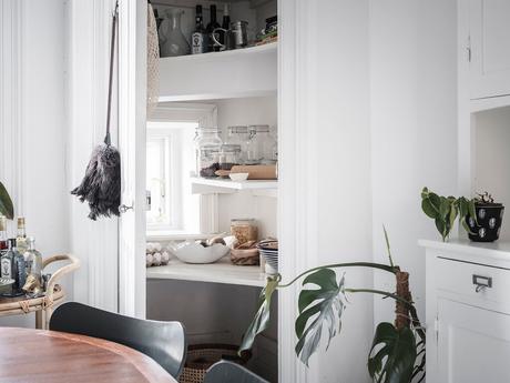 delikatissen small kitchen sillas de diseño scandinavian style scandinavian kitchen scandinavian interiors nordic kitchen modern kitchen lámpara de diseño diseño danés despensa cocina nórdica cocina mint cocina grande cocina escandinava cocina de estilo nórdico cocina comedor decoración closed kitchen delikatissen small kitchen sillas de diseño scandinavian style scandinavian kitchen scandinavian interiors nordic kitchen modern kitchen lámpara de diseño diseño danés despensa cocina nórdica cocina mint cocina grande cocina escandinava cocina de estilo nórdico cocina comedor decoración closed kitchen