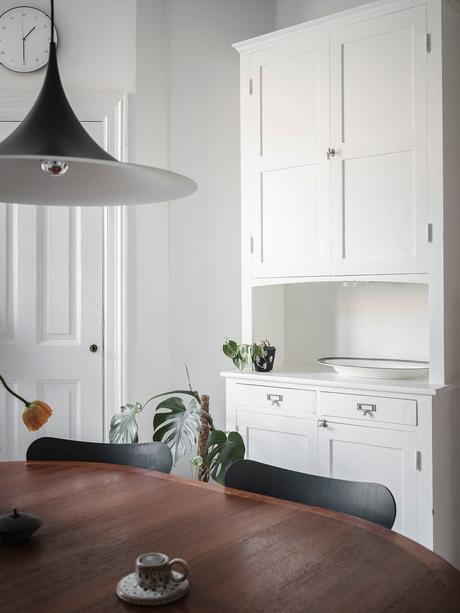 delikatissen small kitchen sillas de diseño scandinavian style scandinavian kitchen scandinavian interiors nordic kitchen modern kitchen lámpara de diseño diseño danés despensa cocina nórdica cocina mint cocina grande cocina escandinava cocina de estilo nórdico cocina comedor decoración closed kitchen delikatissen small kitchen sillas de diseño scandinavian style scandinavian kitchen scandinavian interiors nordic kitchen modern kitchen lámpara de diseño diseño danés despensa cocina nórdica cocina mint cocina grande cocina escandinava cocina de estilo nórdico cocina comedor decoración closed kitchen