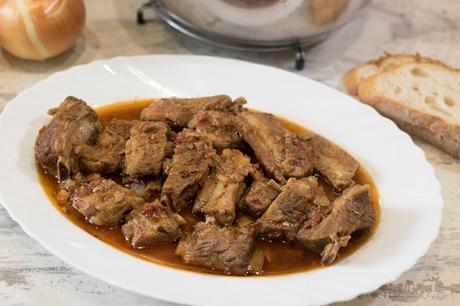 COSTILLAS ADOBADAS EN SALSA costillas adobadas