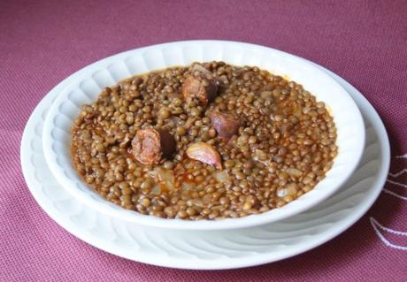 ALUBIAS CON VERDURAS EN SALSA DE TOMATE CASERA alubias con verduras