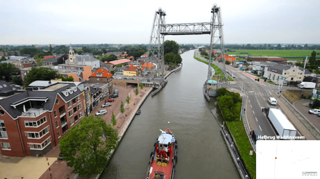 Viaje de Rotterdam a Ámsterdam en barco, con una cámara 4K instalada a 30 metros de altura