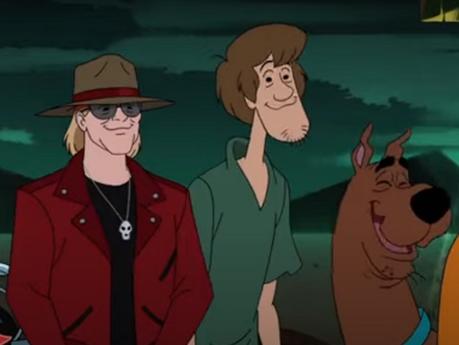 Axl Rose resuelve un misterio con Scooby-Doo