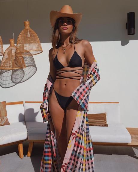 LA MODELO ROCKY BARNES SE CONVIRTIÓ EN UNA INFLUENCER INCREÍBLE 5