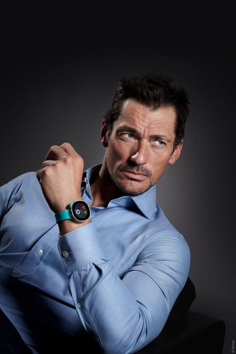 Vodafone se alía con el modelo internacional David Gandy para el lanzamiento del reloj inteligente Neo