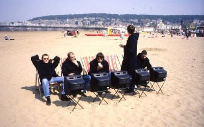 Oasis - It's better people (1995) Oasis - It's better people (1995)