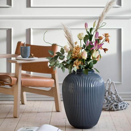 delikatissen tableware tableset scandinavian design scandinavian decor pottery porcelana nordic design menaje de hogar Kähler jarrones interior decoration diseño nórdico diseño escandinavo diseño danés dinnerware design decoración de mesas danish porcelain danish design craftsmanship cermics cerámica artesanía &tradition delikatissen tableware tableset scandinavian design scandinavian decor pottery porcelana nordic design menaje de hogar Kähler jarrones interior decoration diseño nórdico diseño escandinavo diseño danés dinnerware design decoración de mesas danish porcelain danish design craftsmanship cermics cerámica artesanía &tradition