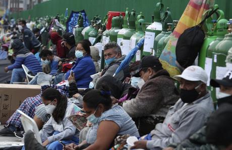 América Latina y África sufren escasez de oxígeno médico debido al coronavirus