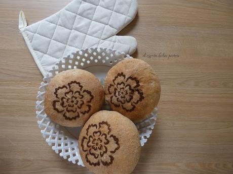 Panecillos de Centeno marcados