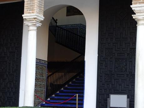 Real Alcázar de Sevilla, una visita de cine por el monumento más bonito de la ciudad. Real Alcázar de Sevilla, una visita de cine por el monumento más bonito de la ciudad.