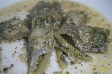 Alcachofas en salsa verde