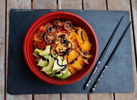 BOWL DE ARROZ TOSTADO CON SALMON BOWL DE ARROZ TOSTADO CON SALMON