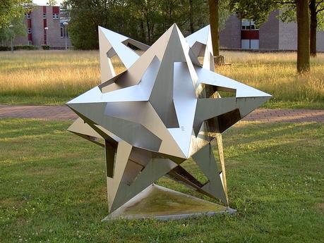 Esculturas geométricas en Enschede