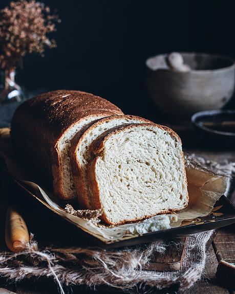 Pan de molde con avena