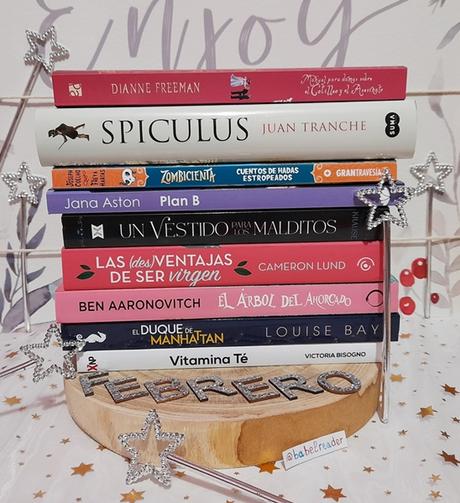 Mis lecturas del mes: gladiadores, vestidos y amoríos Mis lecturas del mes: gladiadores, vestidos y amoríos