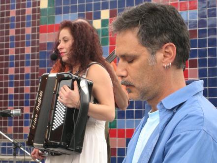 J. L. F. Ledesma & Margarita Botello - Sol Central (2000)