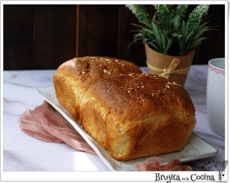 Pan de leche con avena