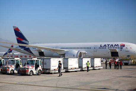 Chile planea vacunar a 3,1 millones de personas en 15 días