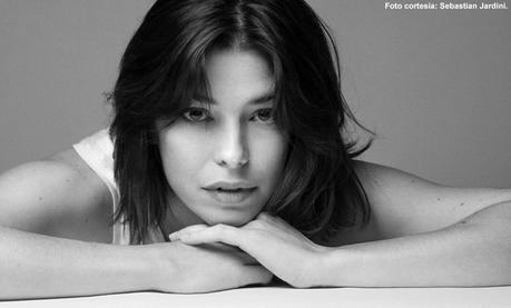 Hablamos con Héloïse Godet, protagonista de la serie israelí The Attaché que se estrena este mes