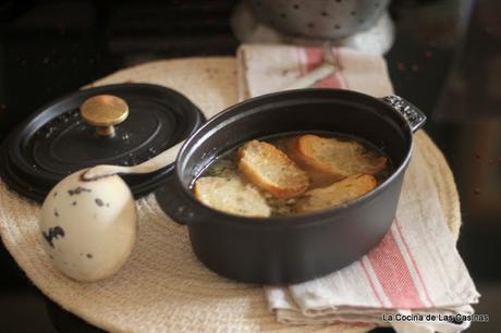 Sopa de Cebolla o Soupe à l'Oignon,  Gastronomía Medieval II: Le Viandier #CookingTheChef