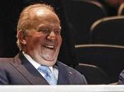 como súbditos (Por tiene pasar monarquía)