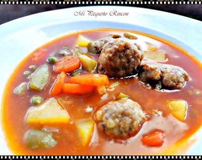 Albóndigas con Patatas Albóndigas con Patatas