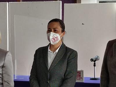 ENTREGA MARIANA MORÁN, PRESIDENTA DEL PARTIDO LOCAL ELIGE, PLATAFORMA ELECTORAL AL IECM