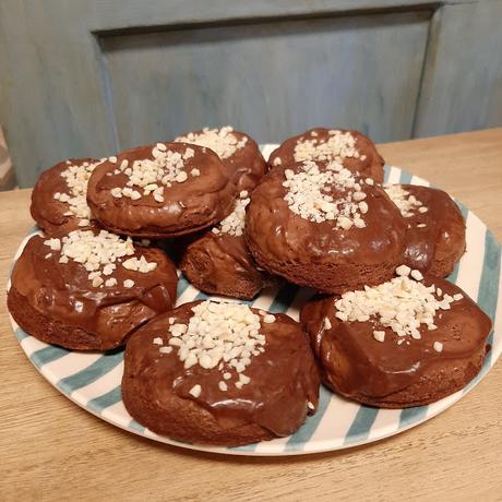 BOMBAS RELLENA DE CREMA DE CACAO DE CHEFBOSQUET