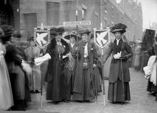 Protesta de las mujeres sufragistas