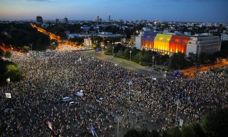 Bucarest, la Pequeña París, su increíble arquitectura y paseos