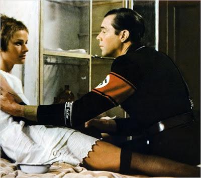 EL PORTERO DE NOCHE - Liliana Cavani  (R)