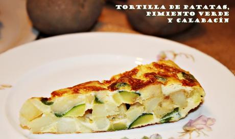 TORTILLA DE PATATAS CON PIMIENTO Y CALABACÍN (Mª JOSÉ) {TU♥RECETA EN MIS FOGONES}