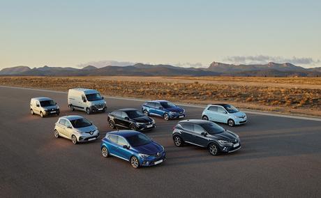 FERNANDO ALONSO PROTAGONIZA LA CAMPAÑA DE LA GAMA E-TECH HÍBRIDA Y ELÉCTRICA DE RENAULT