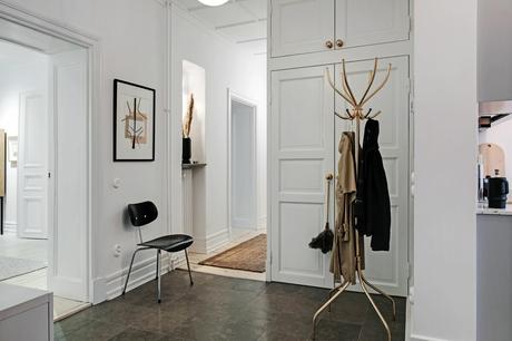 delikatissen sillas de diseño scandinavian eatingroom scandinavian dining table scandinavian decor nordic diningroom muebles de diseño mesa nórdica mesa de diseño mesa de cristal mesa de comedor glass table tops glass dining table design glass table decoración de comedores contemporary style comedor nórdico comedor moderno  