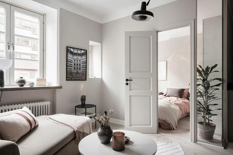 Una isla diseñada con puertas correderas.