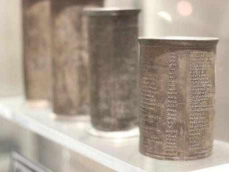 Las vías romanas que aún utilizamos. Las vías romanas que aún utilizamos.