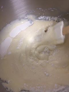 BUÑUELOS DE COCO Y PLATANO BUÑUELOS DE COCO Y PLATANO