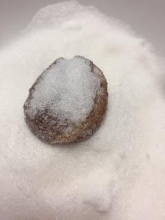 BUÑUELOS DE COCO Y PLATANO BUÑUELOS DE COCO Y PLATANO