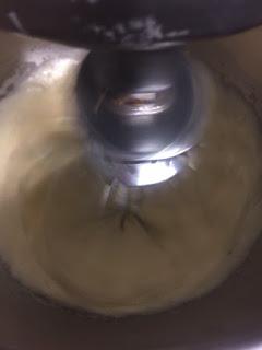 BUÑUELOS DE COCO Y PLATANO BUÑUELOS DE COCO Y PLATANO