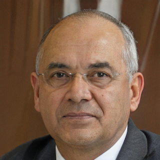 Nada ni nadie de todo esto existe