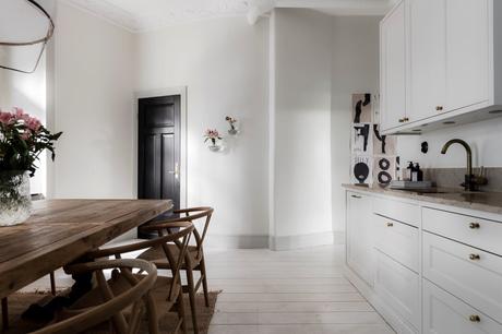 Tonalidades neutras para conseguir luz. Tonalidades neutras para conseguir luz.