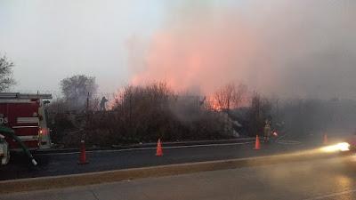 TERRIBLE CONTAMINACIÓN PROVOCADA POR NUEVO INCENDIO EN ZONA DE EX TIRADERO DE BASURA  EN NEZA