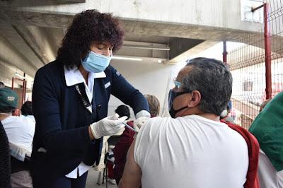 INICIA VACUNACIÓN CONTRA COVID-19 EN 19 MUNICIPIOS DEL EDOMÉX INICIA VACUNACIÓN CONTRA COVID-19 EN 19 MUNICIPIOS DEL EDOMÉX
