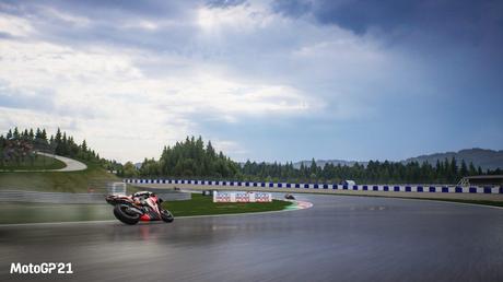 Primer gameplay de MotoGP 21