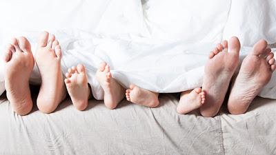 (Recopilación) #YoEscriboFebreroBFD - Luz / Corona / Fuego / Arena by Varios Autores (Recopilación) #YoEscriboFebreroBFD - Luz / Corona / Fuego / Arena by Varios Autores