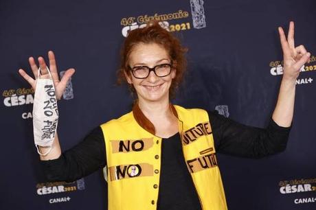 Premios César: Corinne Masiero protesta por cierre del cine francés