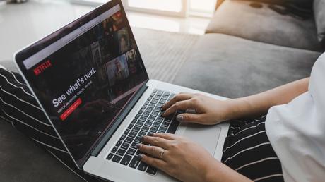 Netflix busca restringir el uso compartido de contraseñas